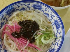 -宣文楼老北京炸酱面老店(王府井店)