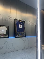 -PE SALON
