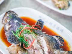 -四川小胡子海鲜(丁村万人海鲜广场店)