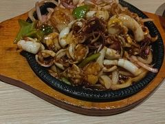 -小船渔村•大连菜•大连焖鱼(黄河路店)