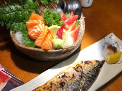 三文鱼刺身-鳗鱼家·深夜食堂(军博店)