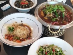 -香山湖家家宴(中山陵店)