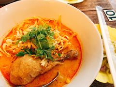 Chicken Khaosoi-Ongtong Khaosoi Ari Branch