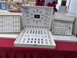 -成都苗方清颜专业祛痘