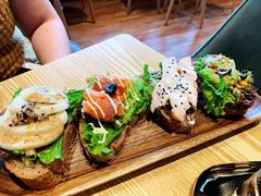 -ZING COFFEE 镜咖啡