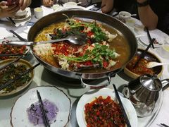 剁椒鱼头-佬湘楼(越秀城市广场店)