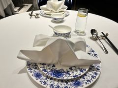 餐具摆设-Yan Ting 宴庭中餐厅(上海静安瑞吉酒店)
