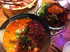 胡桃里烤鸡-村理·乡村菜音乐餐厅(河西店)