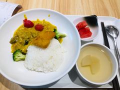 咖喱什锦浓汤饭-轻蔬不用等·素食(江苏路店)