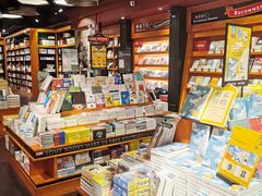 -西西弗书店&矢量咖啡(壹方购物中心店)