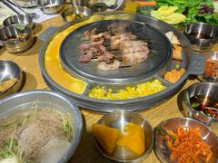 小菜-姜虎东白丁烤肉(恒隆广场店)