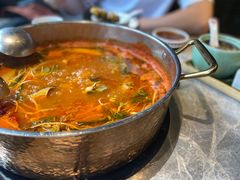 -野山舂·贵州现舂酸汤牛肉(民生路店)
