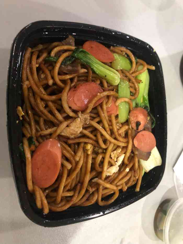 炒面的品种很多味道也还不错经常过来吃实惠