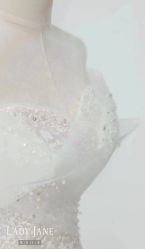 -Lady  Jane高端婚纱礼服馆