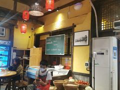 -富正毅三下锅·湘西韵味(天门山索道店)