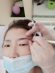 -莲姿娜·半永久纹眉皮肤管理