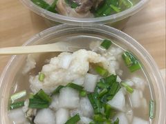 招牌牛羊杂汤-牛师傅广式药膳牛骨汤美食(江南西店)