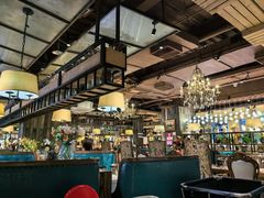 -领鲜活海鲜榴莲自助火锅(东门店)