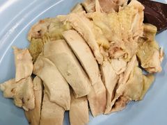 白灼鸡肉-红大哥水门鸡饭(總店)