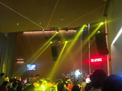 -TZ House音乐现场(来福士中心店)