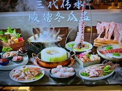 -得意咚瓜·顺德鱼生·冬瓜火锅(深圳首店)