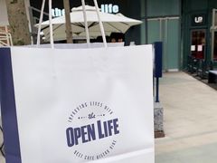 -The open life(万象城店)
