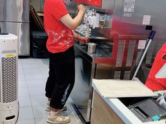 -DQ·蛋糕·冰淇淋(河东万达店)