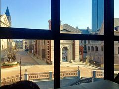 -LENBACH兰巴赫西餐啤酒坊(大连东港店)