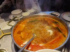 -野山舂·贵州现舂酸汤牛肉(民生路店)