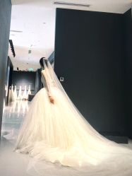 -Vera Wang婚纱礼服旗舰店