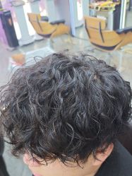 -藤野造型烫染·漂发