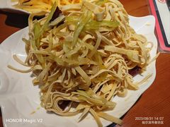 -牛记老坛香牛肉馆(六顺街店)