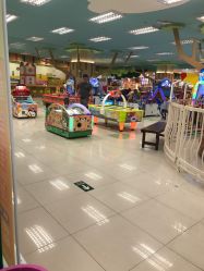 -莫莉幻想儿童乐园(武汉经开永旺店)