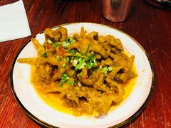 蒜香鸡脚-浩海火烧云傣家菜(京广店)