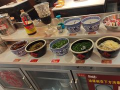 -卤校长老火锅(杨家坪直营店)