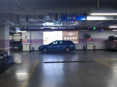 -中原城市广场-停车场