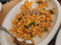 -关东小磨东北菜(上海长风大悦城店)