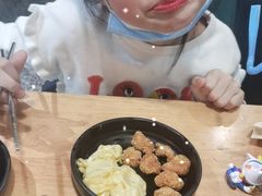 -肥肥虾庄·金牌油焖大虾(杨园滨江时代walk店)