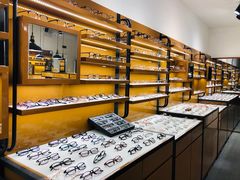 -罗伯特眼镜·蔡司官方授权(罗湖国贸店)
