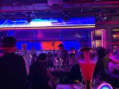 -UP嘻哈酒吧(粉巢店)