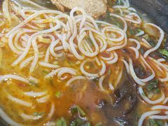 -柳大厨螺蛳粉(人民路总店)