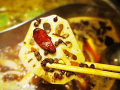 番茄鸳鸯锅-三只耳冷锅鱼火锅(玉林店)