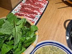 -洱火云南酸菜牛肉火锅(石景山当代商城店)