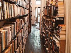 -新华书店(学府大道店)