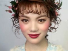 -粤港芭莎美容美发化妆学校