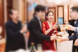 点击看大图 -荷玛高端新娘跟妆团队·彩妆培训