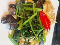 -木卡买提新疆餐厅·清真(新里海顿公馆店)