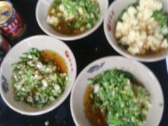 -茅草房·河畔园林火锅