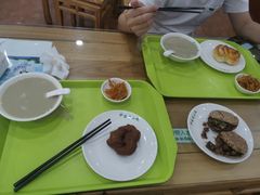 -护国寺小吃店(红莲南路店)