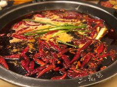 -黄潇洒老火锅(九眼桥宏济巷店)